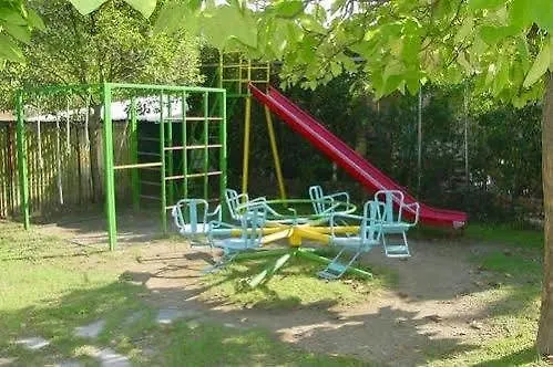 Santa Vittoria Camping Casarza Ligure 3*,